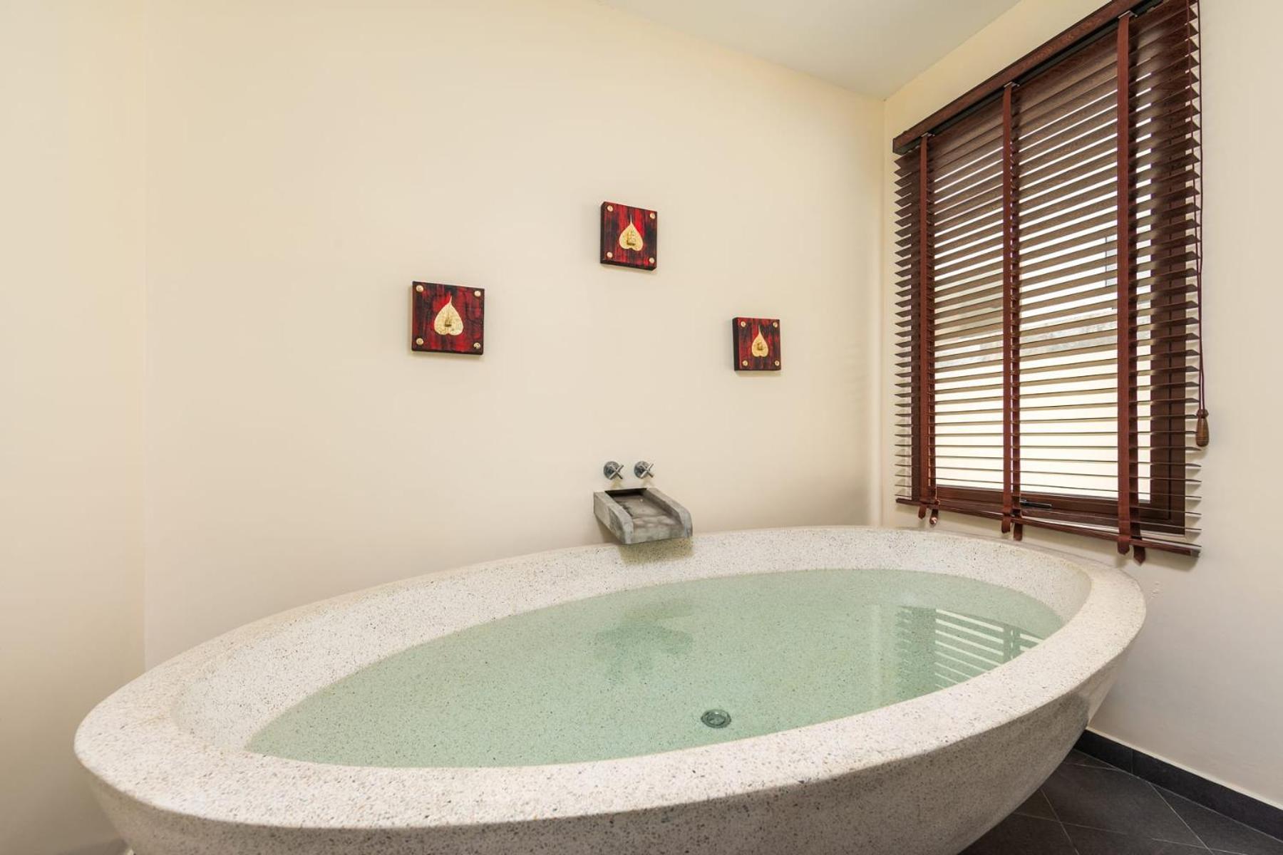 Villa Iorangi| 3 Bedroom Private Pool Residence In Rawai Beach Eksteriør bilde